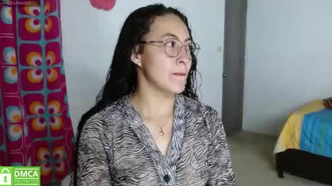 amitlu_ online show from November 23, 5:35 pm