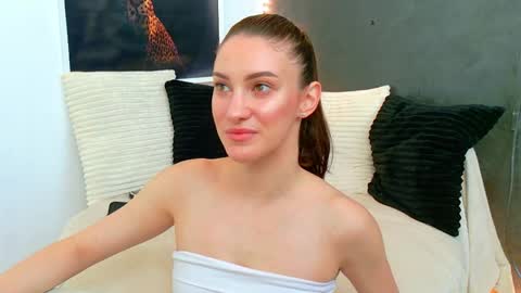 Amira online show from June 5, 4:19 am