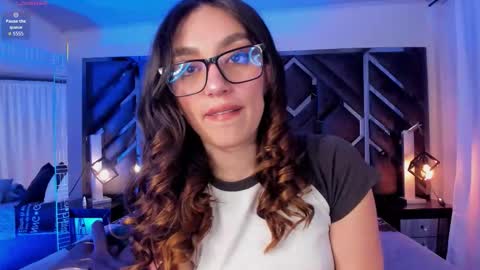 ammy_glow online show from January 17, 3:33 am