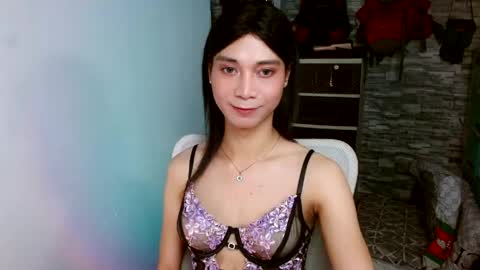Snapshot of amorous_tina chatting on May 21, 3:19 pm Tina online show from May 21, 3:19 pm