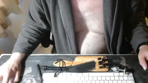amslave4f online show from July 22, 7:22 am