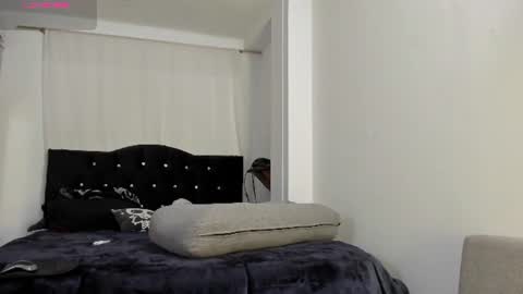 Amy online show from June 28, 6:14 pm