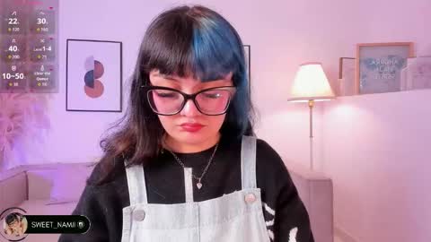 Hello I am Allison Welcome to my room and let is  have a good time together whith me online show from December 18, 4:35 pm