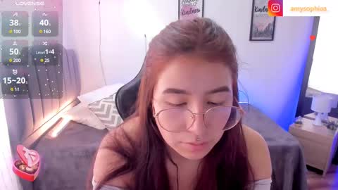 Amy sophia 3 online show from February 26, 2:57 pm