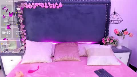 Amy    online show from November 9, 5:33 pm