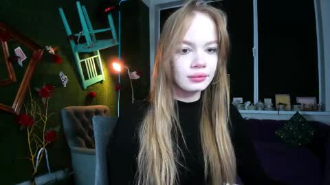 Snapshot of amynox chatting on April 21, 5:25 am Amy online show from April 21, 5:25 am