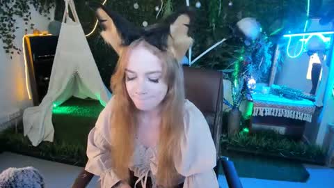 Snapshot of amynox chatting on July 21, 9:22 am Amy online show from July 21, 9:22 am