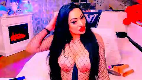 Snapshot of amyrarosera chatting on July 14, 9:53 pm Alimoonyia online show from July 14, 9:53 pm