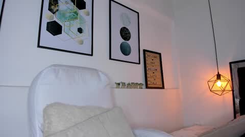 Amy online show from January 17, 11:37 am