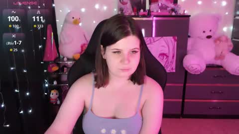 amyvibes online show from November 10, 8:08 pm