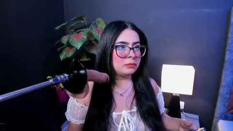amywhitte_ online show from April 18, 3:43 am