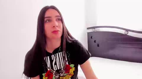 Ana  IG an castillo 1 online show from December 30, 2:51 pm