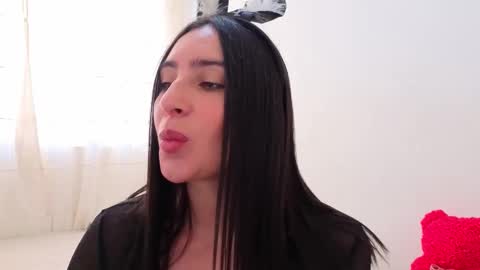 Ana  IG an castillo 1 online show from November 4, 1:54 pm