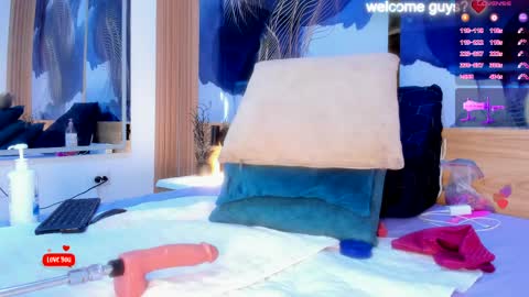 anabacker01 online show from April 1, 1:41 pm