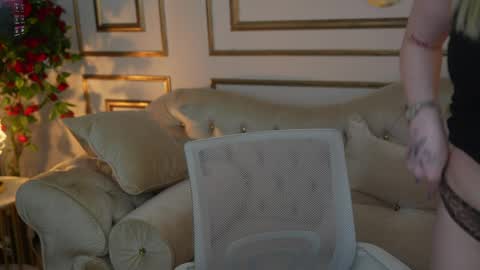 Sweet girls online show from April 1, 1:41 pm