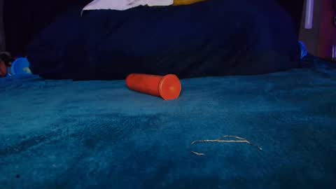 Snapshot of anal_slave6 chatting on April 12, 3:33 am anal_slave6 online show from April 12, 3:33 am