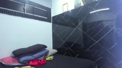 Analia smith online show from January 18, 4:27 am