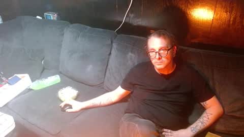 Snapshot of anarchistofnihil chatting on February 4, 7:47 am anarchistofnihil online show from February 4, 7:47 am