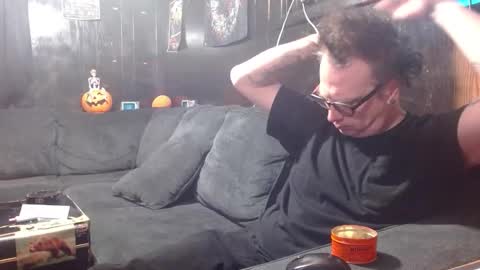 Snapshot of anarchistofnihil chatting on February 9, 2:04 am anarchistofnihil online show from February 9, 2:04 am