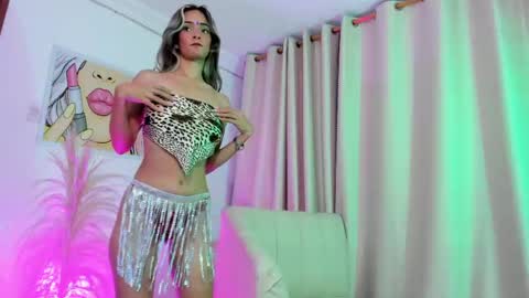 Ana online show from April 16, 7:36 pm