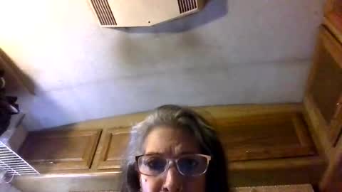 Snapshot of anastar32 chatting on May 16, 4:31 am anastar32 online show from May 16, 4:31 am