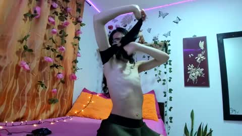 Independent online show from February 9, 10:32 pm