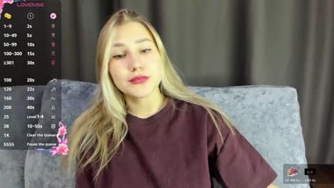 Snapshot of and1sa chatting on December 4, 6:27 pm Andisa online show from December 4, 6:27 pm