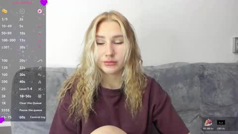 Snapshot of and1sa chatting on January 6, 9:24 am Andisa online show from January 6, 9:24 am