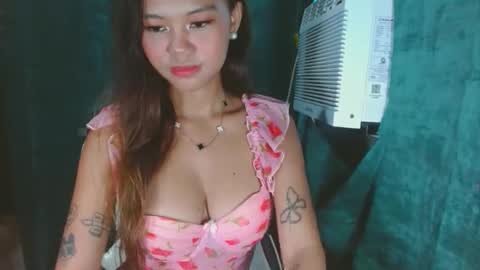 andiaprecious_ online show from April 9, 5:51 am