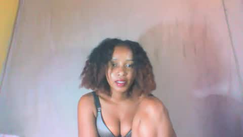 andre415913 online show from March 2, 5:19 am