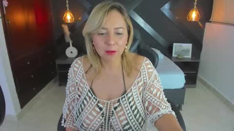 A N D R E online show from September 18, 2:13 am