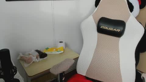 andrea_bonnie online show from July 11, 10:33 pm