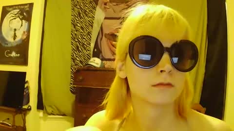 Snapshot of andrea_davenport chatting on December 22, 11:57 pm andrea online show from December 22, 11:57 pm
