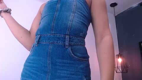 Andres Gil online show from February 14, 7:10 pm