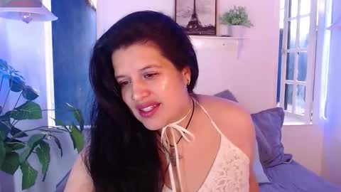 Snapshot of andrea_secret_ chatting on December 22, 12:46 pm ANDREA online show from December 22, 12:46 pm