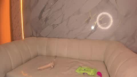 andrea_tasty_tf online show from April 15, 7:58 pm