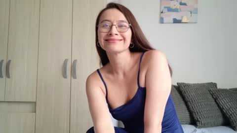 Snapshot of andreawine89 chatting on July 10, 9:28 pm Andrea see you soon 20 january 300 pm GMT 5 online show from July 10, 9:28 pm
