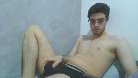 andres129494 online show from January 18, 1:31 am