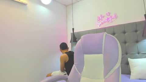 IM ANDRES online show from November 22, 2:10 am