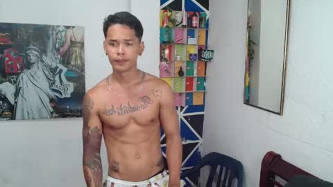 andres_santos777 online show from May 8, 5:40 pm