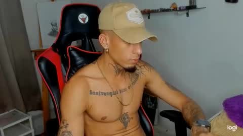 Andres white online show from February 1, 5:39 am