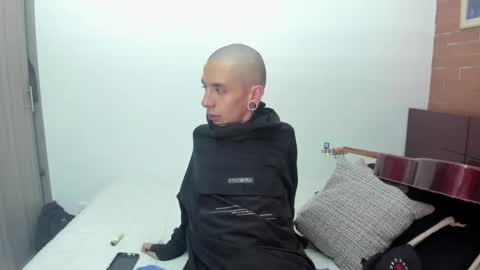 Mugiwara online show from February 20, 11:10 pm