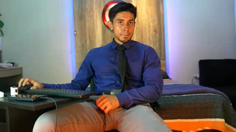 Andrew online show from February 11, 1:32 am