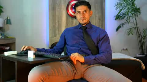 Andrew online show from June 6, 8:30 am