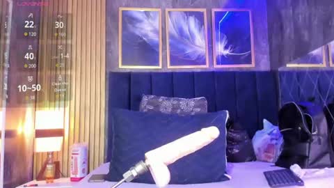 andrew_haalls online show from July 9, 3:38 pm