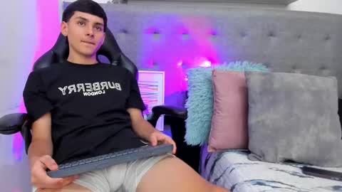 andrew restrepo online show from March 26, 11:16 am