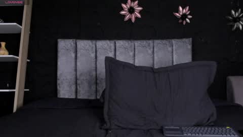 Andrew and Lizzy online show from April 19, 5:18 am