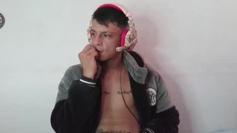 Snapshot of andrewcooper1 chatting on March 10, 2:22 pm andrew online show from March 10, 2:22 pm