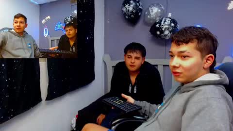 ANDREW online show from January 11, 3:44 am