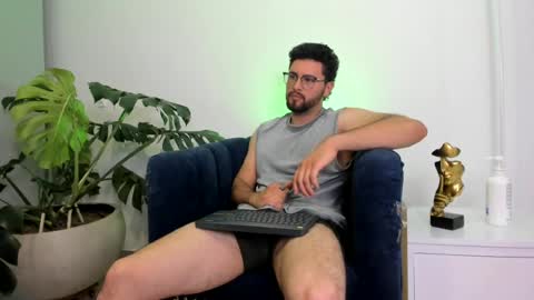 About me online show from July 8, 1:21 am